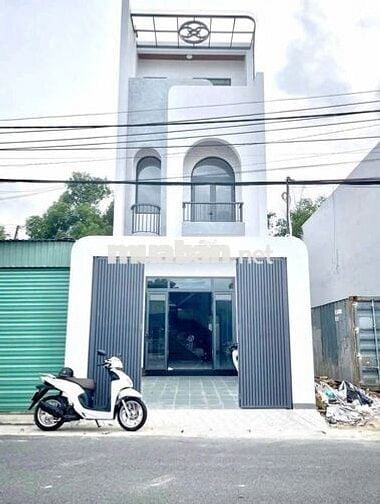 CẦN BÁN GẤP NHÀ PHỐ MẶT TIỀN GẦN KHU DL ĐẠI NAM GIÁ CHỈ 1,85T, DT 76m2