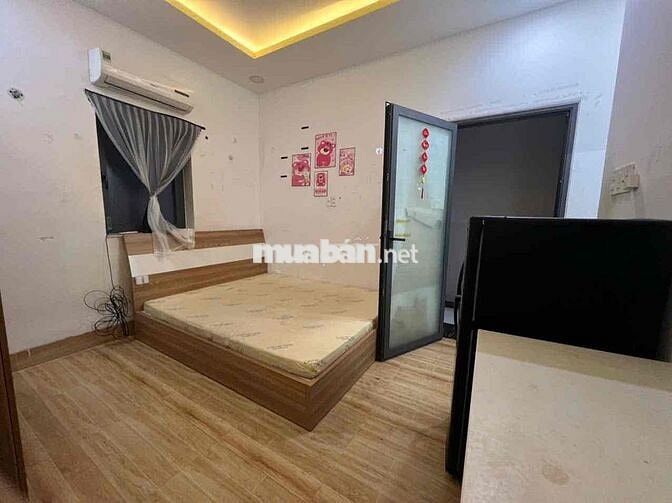 Phòng Trọ Cửa Sổ Trời Full Nội Thất Ngay Lý Chiêu Hoàng