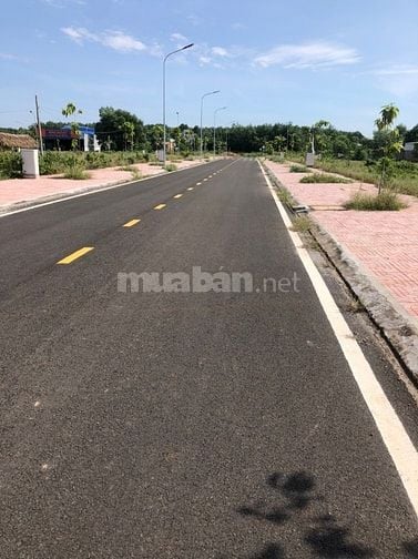 Bán gấp lô đất 5x20 đường nhựa, thổ cư ngay Đồng Xoài