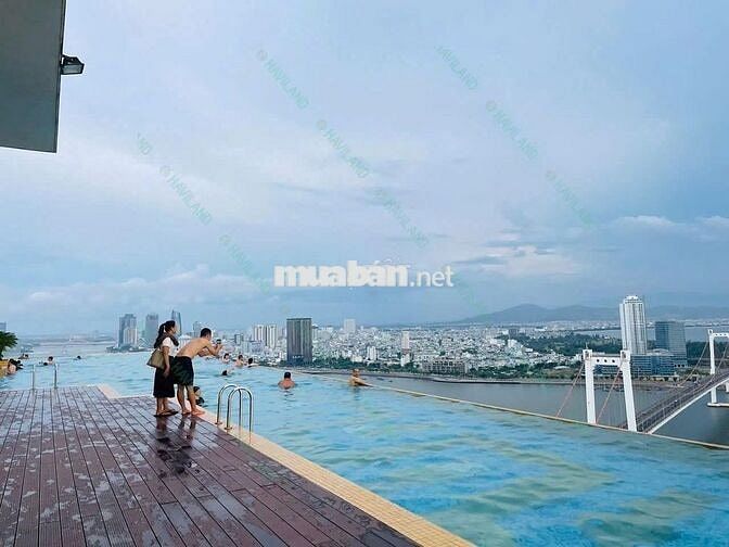 Studio with pool in Wyndham Da Nang Golden Bay