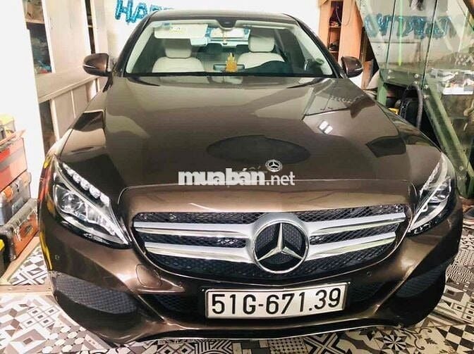 xe nữ chạy, cẩn thận, không có nhu cầu đi nữa cần