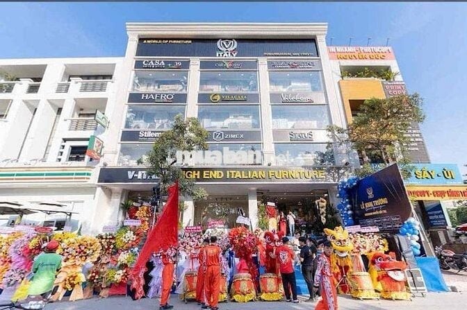 TOÀ BUILDING MẶT TIỀN 16M TRUNG TÂM QUẬN 7 MỚI HOÀN CÔNG