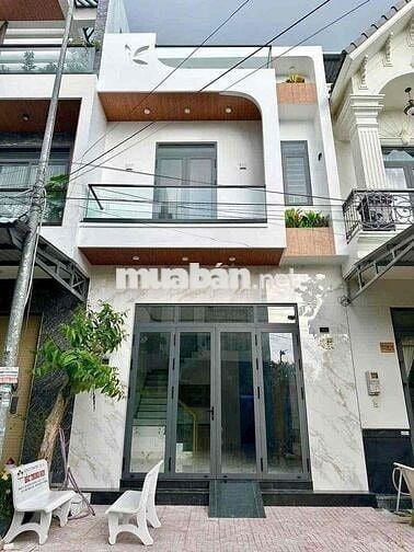 Bán nhà 2 lầu Quốc lộ 13 gần Đại học Thủ Dầu Một, Bến Cát Chỉ 1 tỷ590