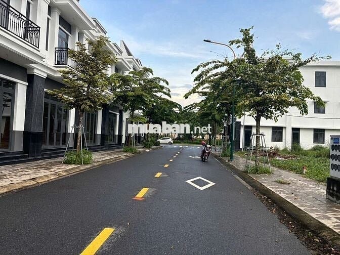 396 triệu sở hữu đất nền kê Thành Phố Mới, dân cư đông, vay bank 70%