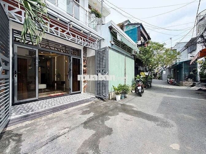 Bình Tân - bán nhà 2 tầng 2PN ,36m2 đường chiến lược- 3 tỷ 1