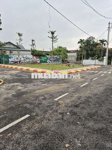 "Cổ Đông bùng nổ, đất 100m² full thổ- giá chỉ bằng 1/5 nội đô Hà Nội!"