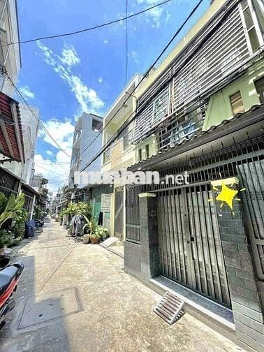 BÁN NHÀ ĐẸP 2 TẦNG KIÊN CỐ, HẺM XE HƠI THÔNG, DT 33M2, 3.2 TỶ CÒN TL