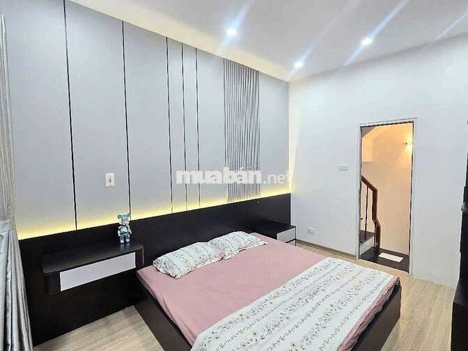 💥SIÊU HIẾM – PHỐ HUẾ – 1 NHÀ RA PHỐ💥
Nhỉnh 7 tỷ ,nhà 5 tầng