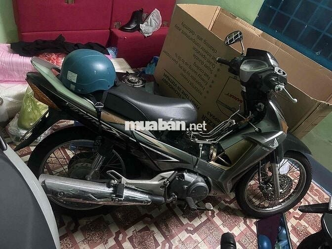 xe đang đi kẹt tiền bán