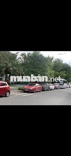 Mặt tiền đường 12 vip view sông hbc thủ đức dt sàn 750m2 giá 24.3 tỷ