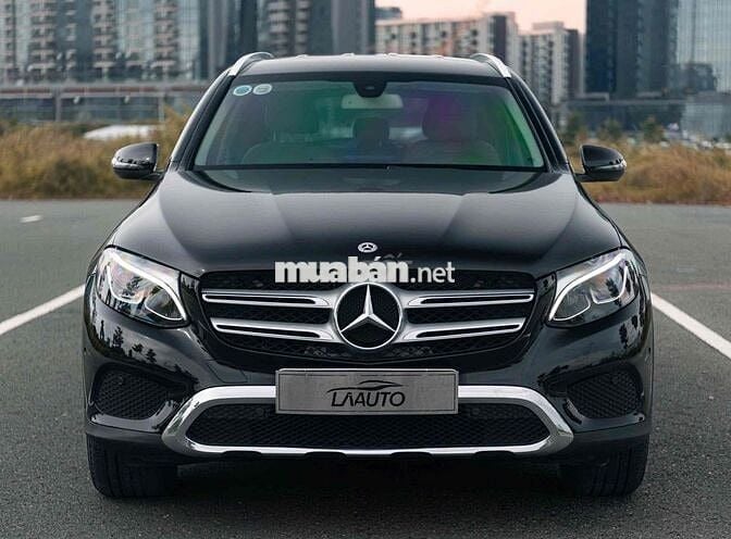LONG ANH AUTO về Mercedes GLC200 model 2019