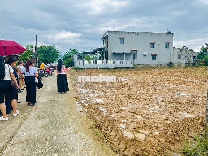 đất nền ngay tt Đại Hiệp. Tiện Ích đầy đủ, sẵn sổ. Giá chỉ 7xx