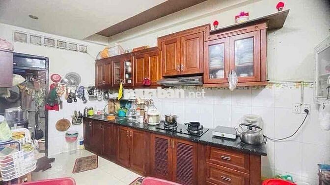 Nhà mặt tiền đẹp tiện kinh doanh (3,4m x 17m) Thủ Khoa Huân Tân bình