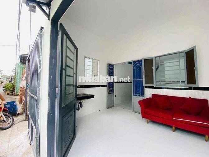 CHO THÊU NHÀ 1 PHÒNG NGỦ CÓ GÁC + 1 KHÁCH NGAY LÊ VĂN QUỚI