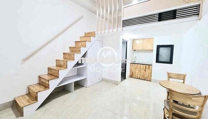 CĂN DUPLEX GÁC CAO 2M TẠI NGUYỄN GIA TRÍ GẦN NGÃ TƯ HÀNG XANH, Q1, Q2