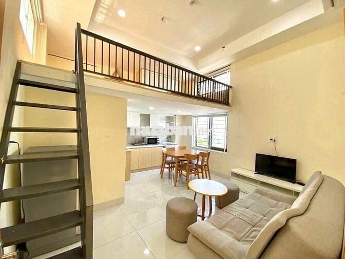 DUPLEX CỬA SỔ Ở 4 NGƯỜI GẦN LOTTE QUẬN 7