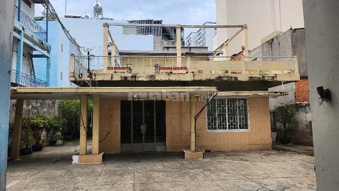 Chính chủ cho thuê 700m2 mặt bằng kinh doanh mặt đường Trường Chinh