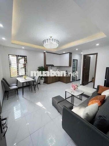 Bán căn CCMN Quan Nhân 60m2, 2 ngủ thoáng sáng, ô tô đỗ cửa, full nội