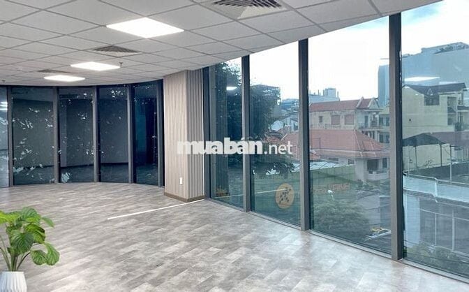 Văn Phòng Mặt Tiền Đường Yên Thế 276m2 Gần Sát Sân Bay