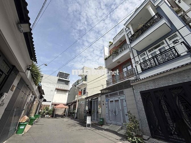 Ngay Kha Vạn Cân, Gần Phạm Văn Đồng, Bán 80m2 đất Hẻm xe tải