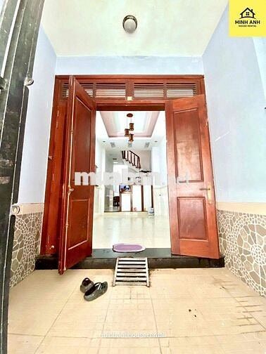 NNC Phạm Văn Bạch, 54m2, trệt, 2 lầu, 3 PN, nhà trống ở ngay, giá 11tr