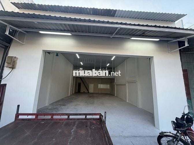 NHÀ MẶT TIỀN KHU KINH DOANH SẦM UẤT