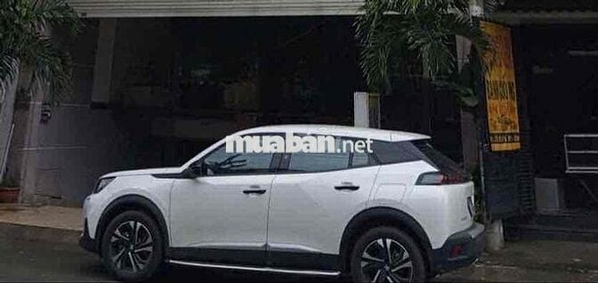 Peugeot 2008 8000 km giá còn thương lượng