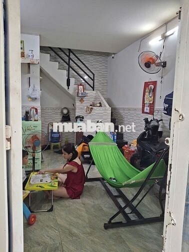 Bán nhà 1 trệt 1 lầu diện tích 18m2. Tại Phước Kiểng