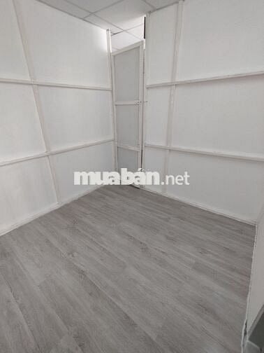 Phòng trọ chính chủ ngay trung tâm Quận 1, giá 1tr2