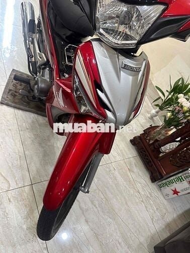 ha cảm tay xuất hóa đơn ra số mới ngay luôn.