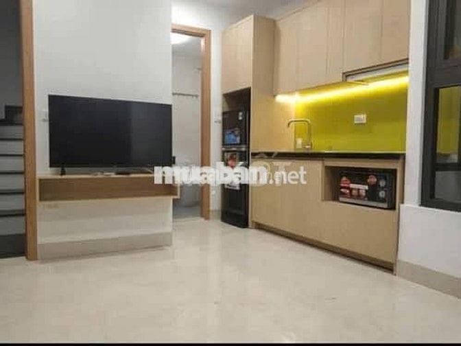 BÁN CCMN CẦU GIẤY – THANG MÁY – FULL NỘI THẤT – DÒNG TIỀN 50TR/THÁNG