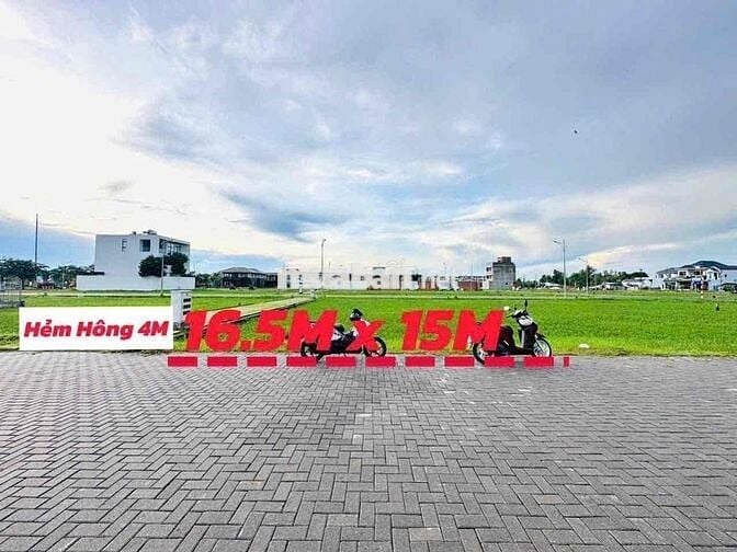 Nền biệt thự view hồ sen hẻm hông 4m giá 10 tỷ KDC nam long 2