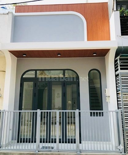 Nhà 2 tầng khu Cảnh vệ- khu an ninh số 1