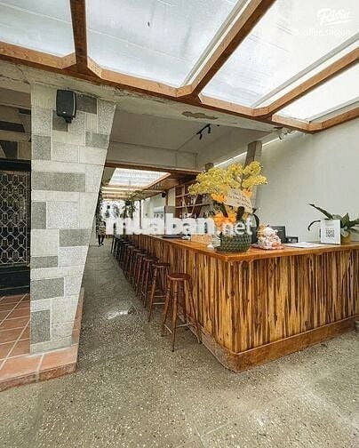 CHO THUÊ BIỆT THỰ SÂN VƯỜN TRẦN NHẬT DUẬT, Q1 – DT 14x24M, TRỆT, 70TR