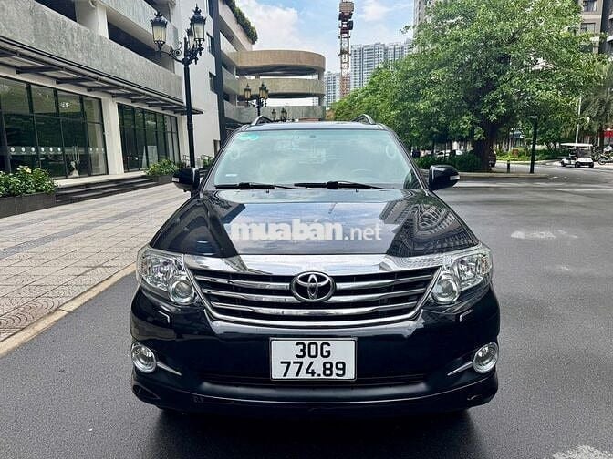 Toyota Fortuner 2015 2.7V 4x4 AT - 56000 km