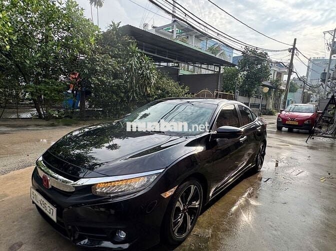 Honda Civic 2017 1.5L Vtec Turbo - 107094 km