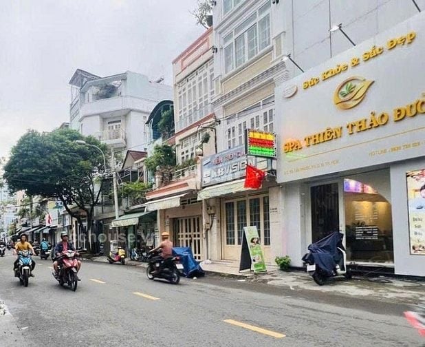 Bán nhà 5 tầng mặt tiền KD Tân Phước phường 6 quận 10 DT:(6x10)m