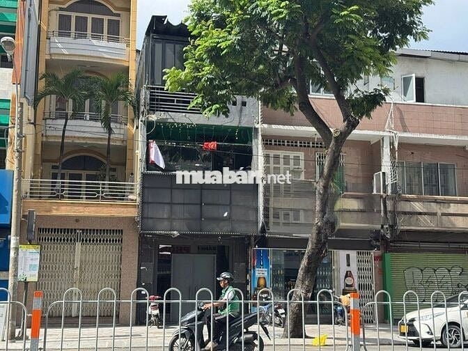 MT NGUYỄN CƯ TRINH, Q1 - NGAY NGÃ 4 TRẦN ĐÌNH XU &VÒNG XOAY CỐNG QUỲNH