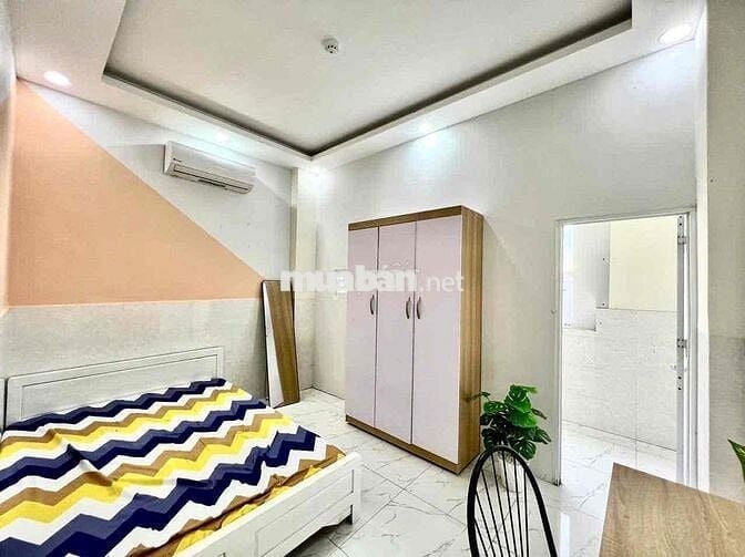 1 PHÒNG NGỦ,TÁCH BẾP,BAN CÔNG RIÊNG,GẦN SÂN BAY,E.TOWN CỘNG HOÀ