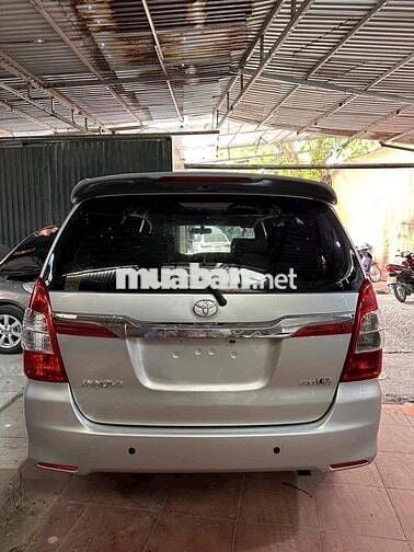 tôi cần bán toyota inova