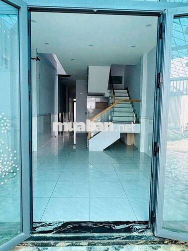 Cho thuê nhà Hà Huy Giáp, 100m2, hxh