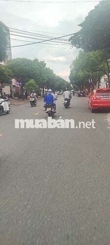 Sang Quán Ăn sân vườn DT 12x40 nở hậu 22 diện tích 650m2 ngay TT BH