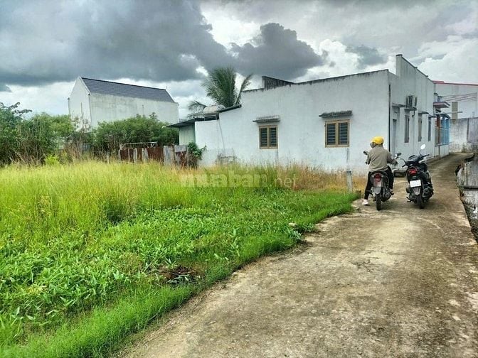 Chính chủ cần bán đất thổ cư Long An 