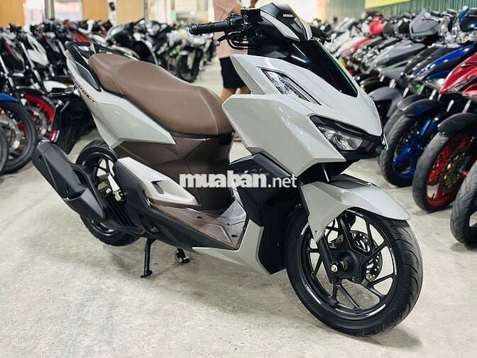 XE MÁYTHANH TÙNG_VARIO 160 XÁM XI NGUYÊN BẢN 99%