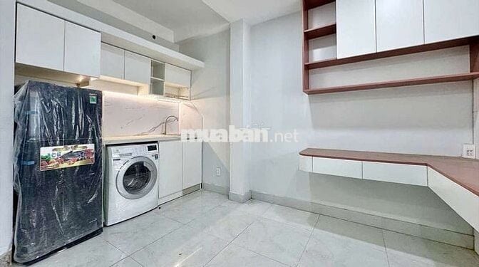 NEW! STUDIO TÁCH BẾP, FULL NỘI THẤT, CỬA SỔ TRỜI GẦN NGÃ TƯ HÀNG XANH