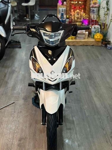 Ex 1s9A xuống áo 2010 trắng đen nợ xấu đưa trc 10t