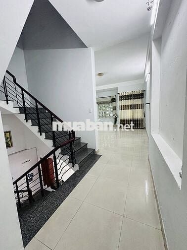 NHÀ 3 TẦNG MẶT TIỀN CẦN GIUỘC, 3PN, THANH KHÊ, VIEW KÊNH THOÁNG MÁT.