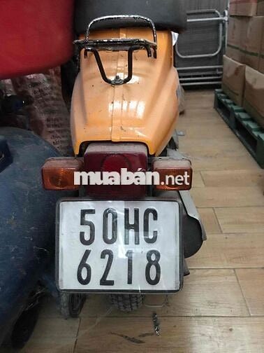 Xe máy 50cc màu vàng đã qua sử dụng