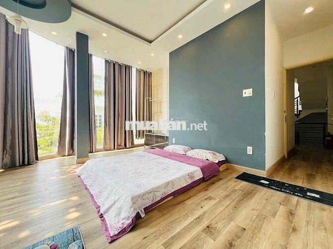 Sang CHDV 8pnquận Tân Phú view đẹp đang hoạt động