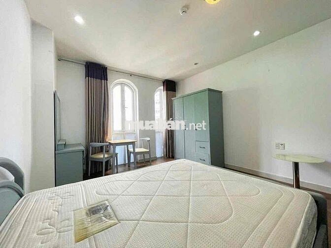 Stuido Full nt cửa sổ thoáng mát giá 7tr3 thang máy